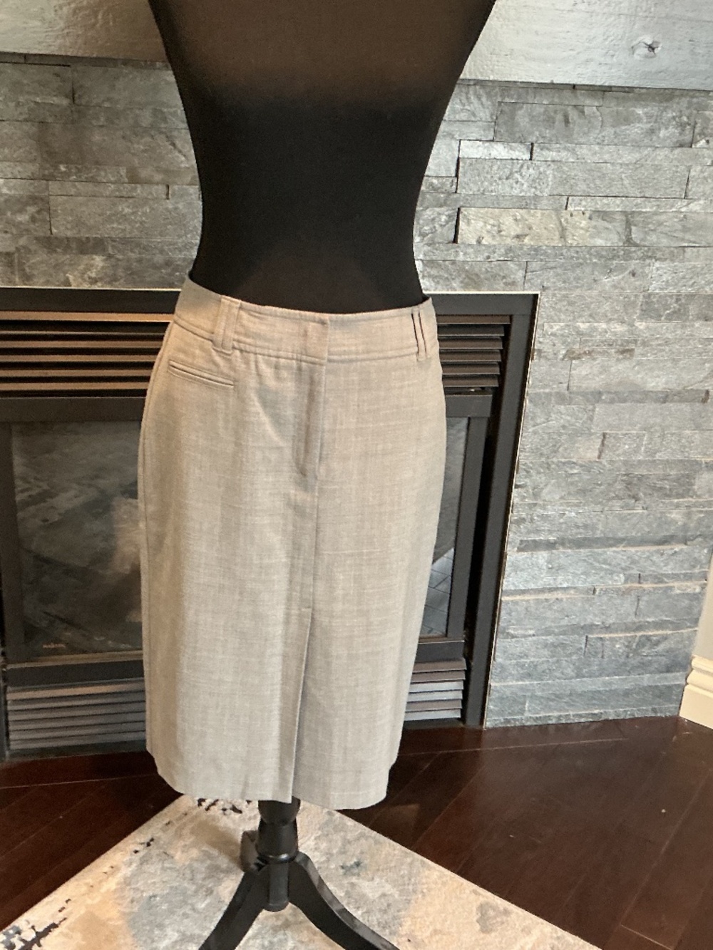 BCBGMAXAZRIA pencil skirt